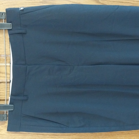 Tommy Hilfiger NWT TH Flex Women's Pants Size 10 Navy Blue Tapered Leg Twill - Picture 1 of 13